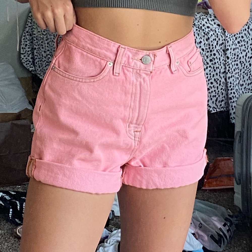 Pink mom shorts BDG